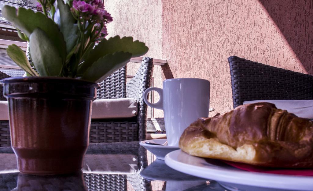 Domus Raffaello Bed & Breakfast Roma Ngoại thất bức ảnh